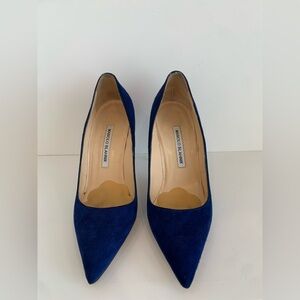 Manolo Blahnik Blue Suede 105 mm Pumps Size 38